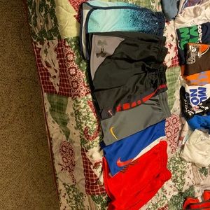 Boys shorts (5 pair) size 6-7